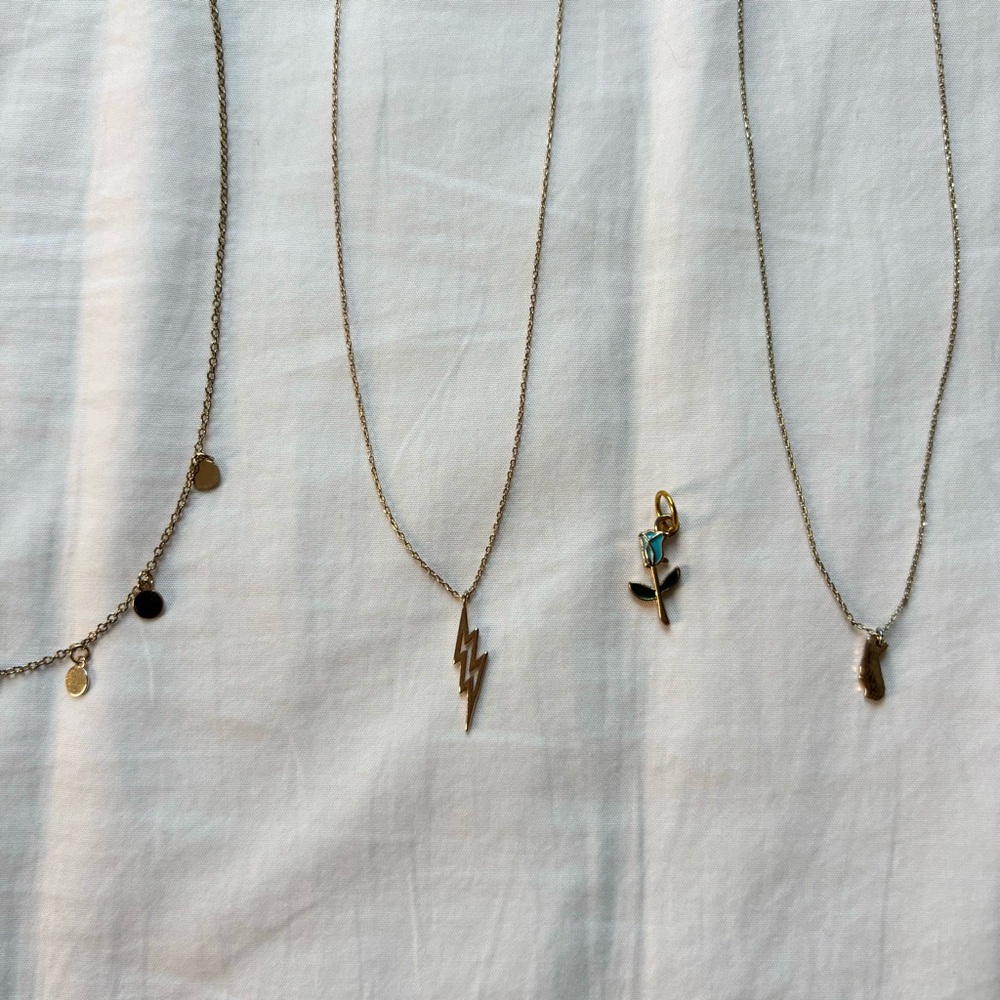 Bundle of 3 gold necklaces + charm